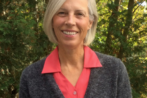 Karen Lukanovich Headshot